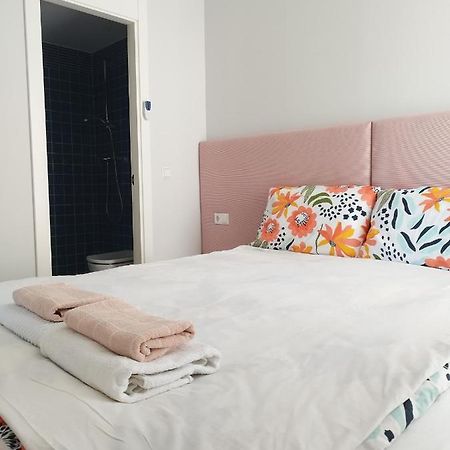 Apartamento Bonito - Playas Las Deveses Ел Вергер Екстериор снимка