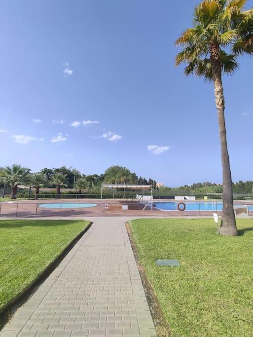 Apartamento Bonito - Playas Las Deveses Ел Вергер Екстериор снимка